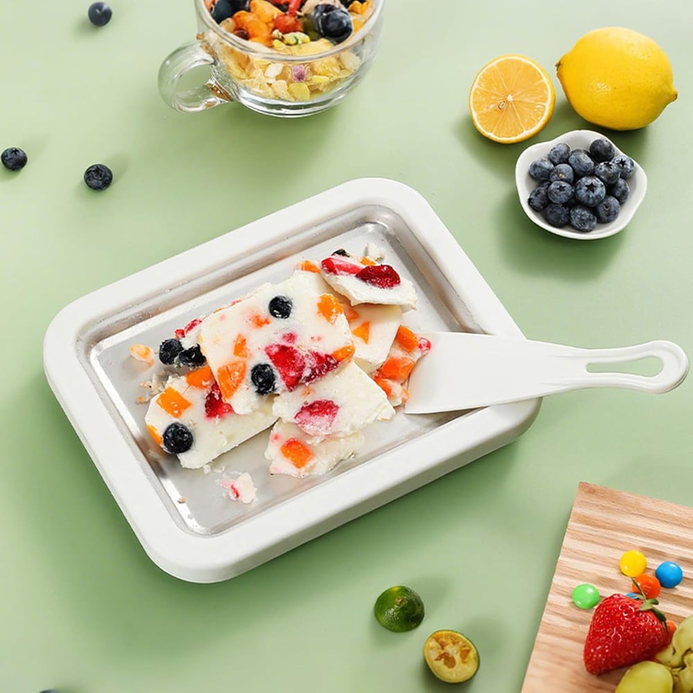 Gekoeld IJsrol Bord | Zelf Roomijs Rollen Maken met Fruit