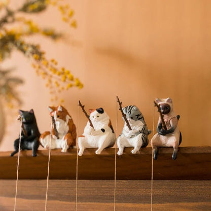 Handgeschilderde mini-kattenbeeldjes voor op je bureau 😺