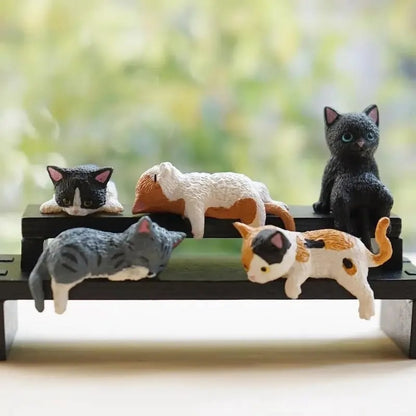 Handgeschilderde mini-kattenbeeldjes voor op je bureau 😺