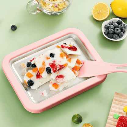 Gekoeld IJsrol Bord | Zelf Roomijs Rollen Maken met Fruit